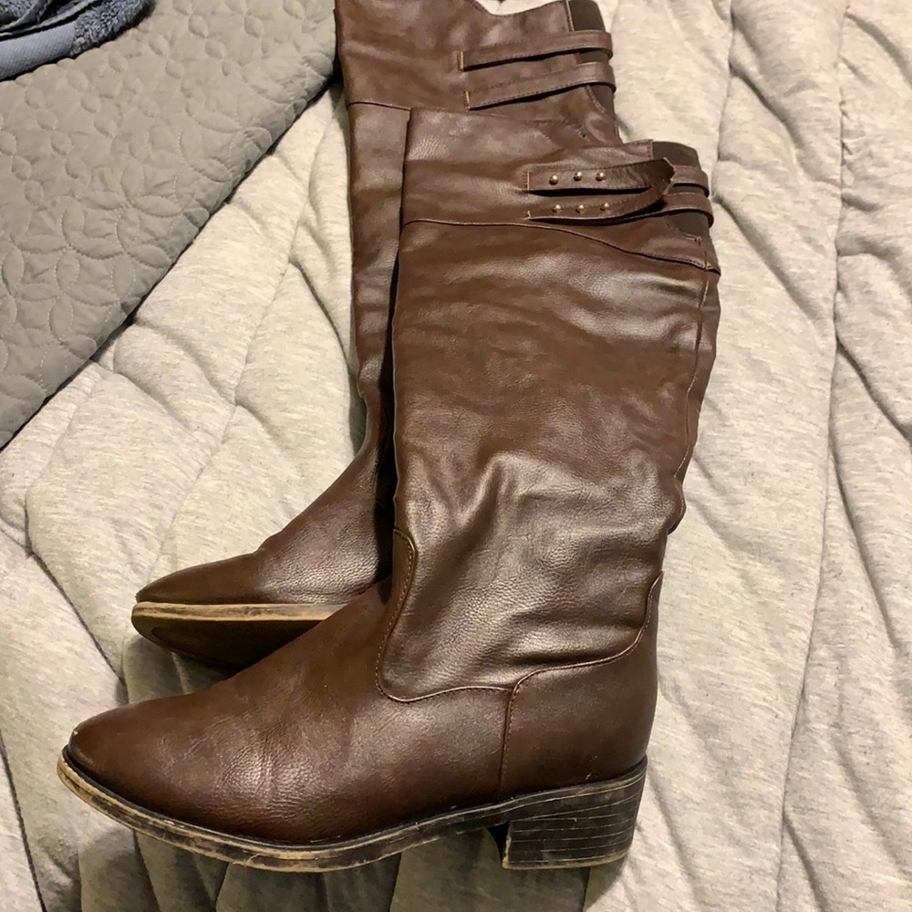 Dollhouse boots